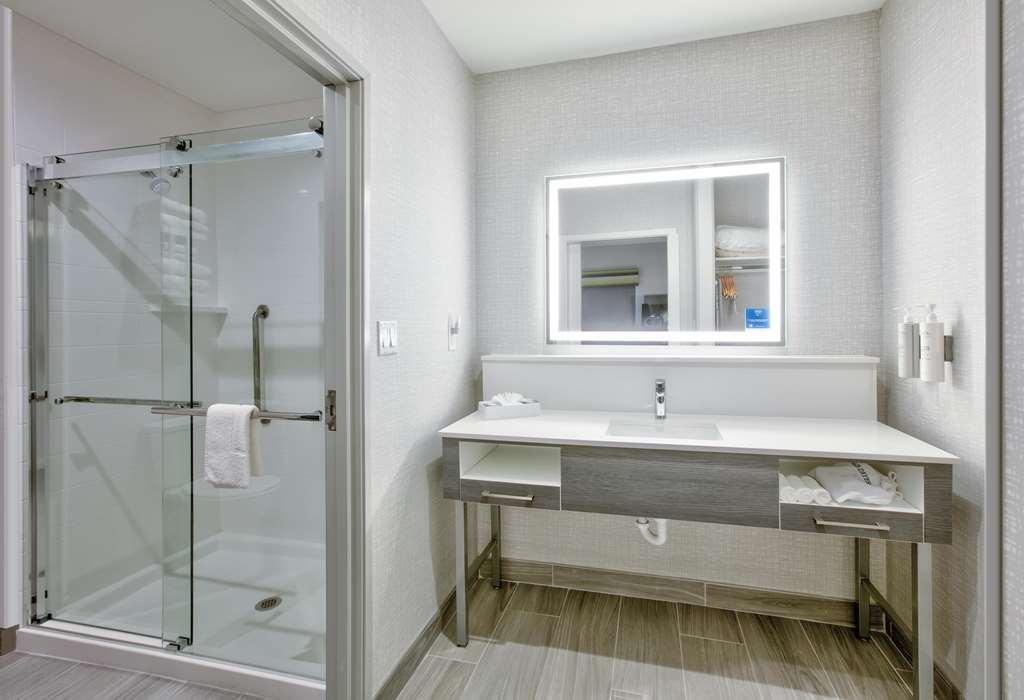 Hampton Inn & Suites Далхарт Стая снимка